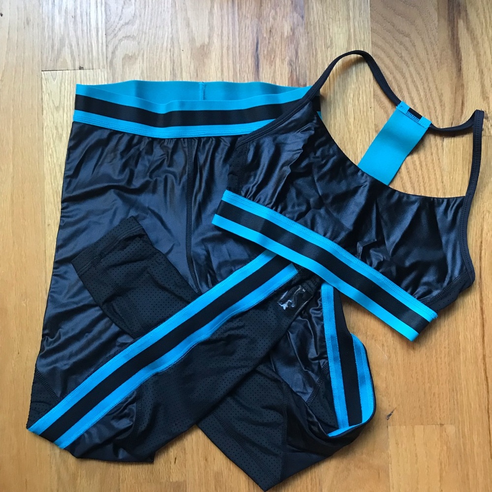 NEW! ALALA Edgy Sports Bra!